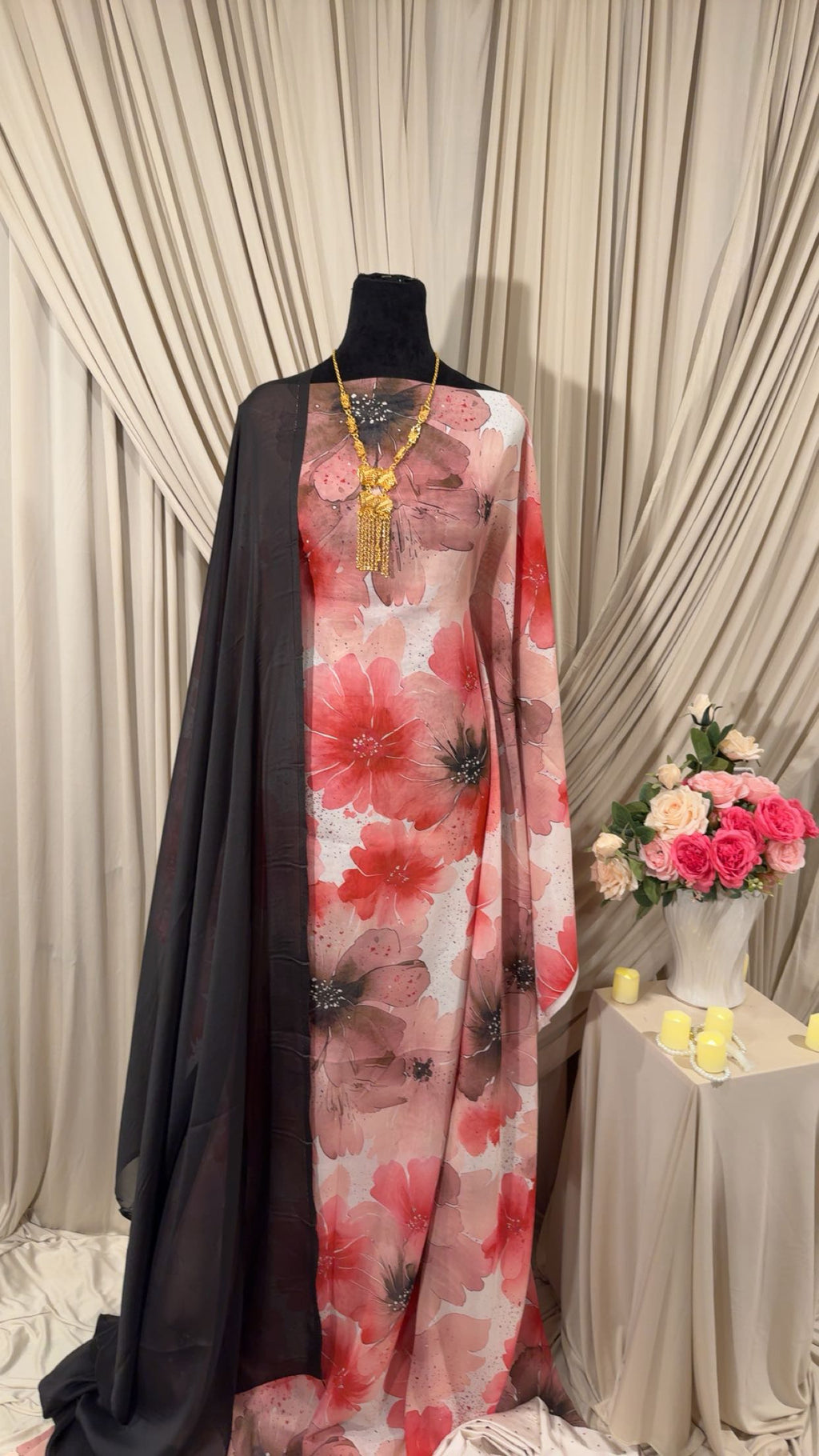 Blush Noir Wiil Dirac Set