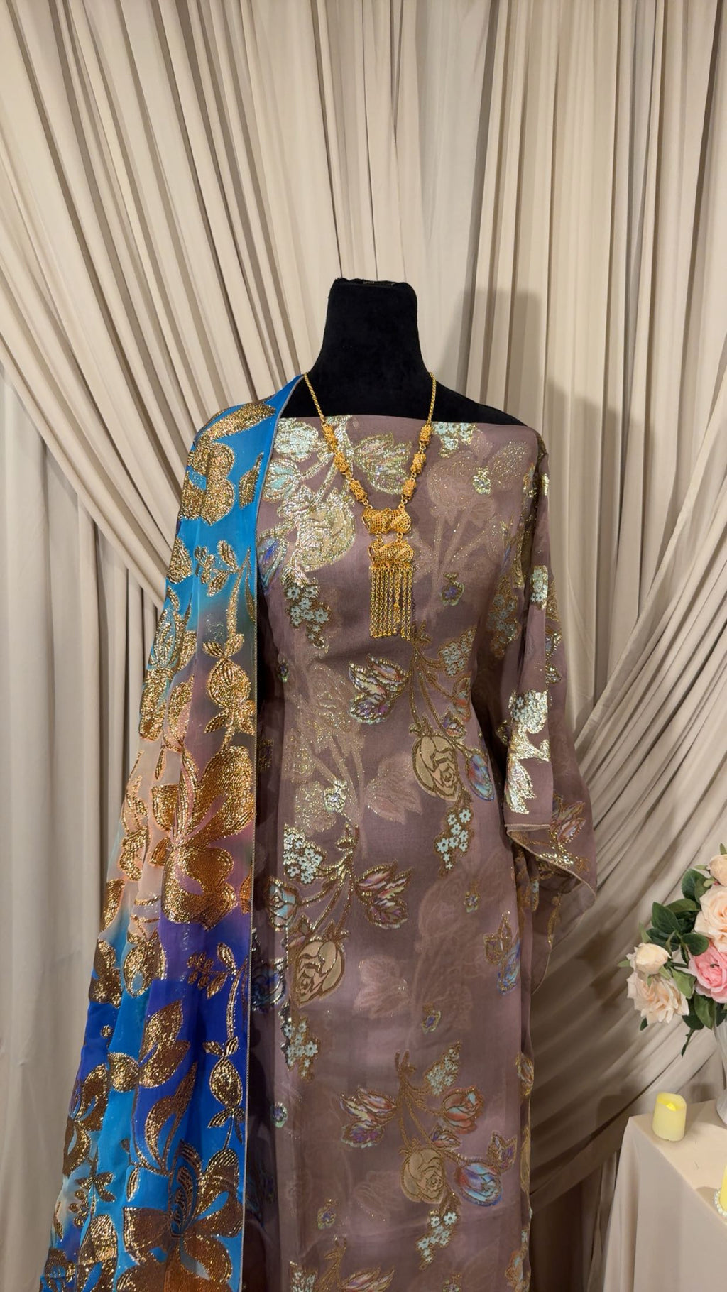 Mocha Royale Fransawi Dirac Set