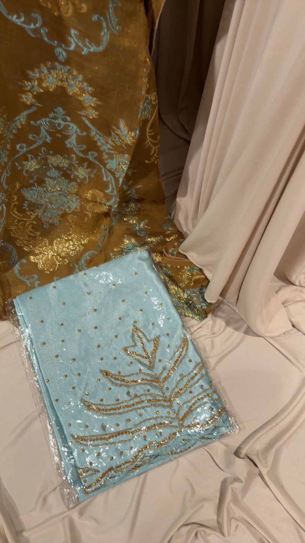 Turquoise Bronze Fransawi Dirac Set